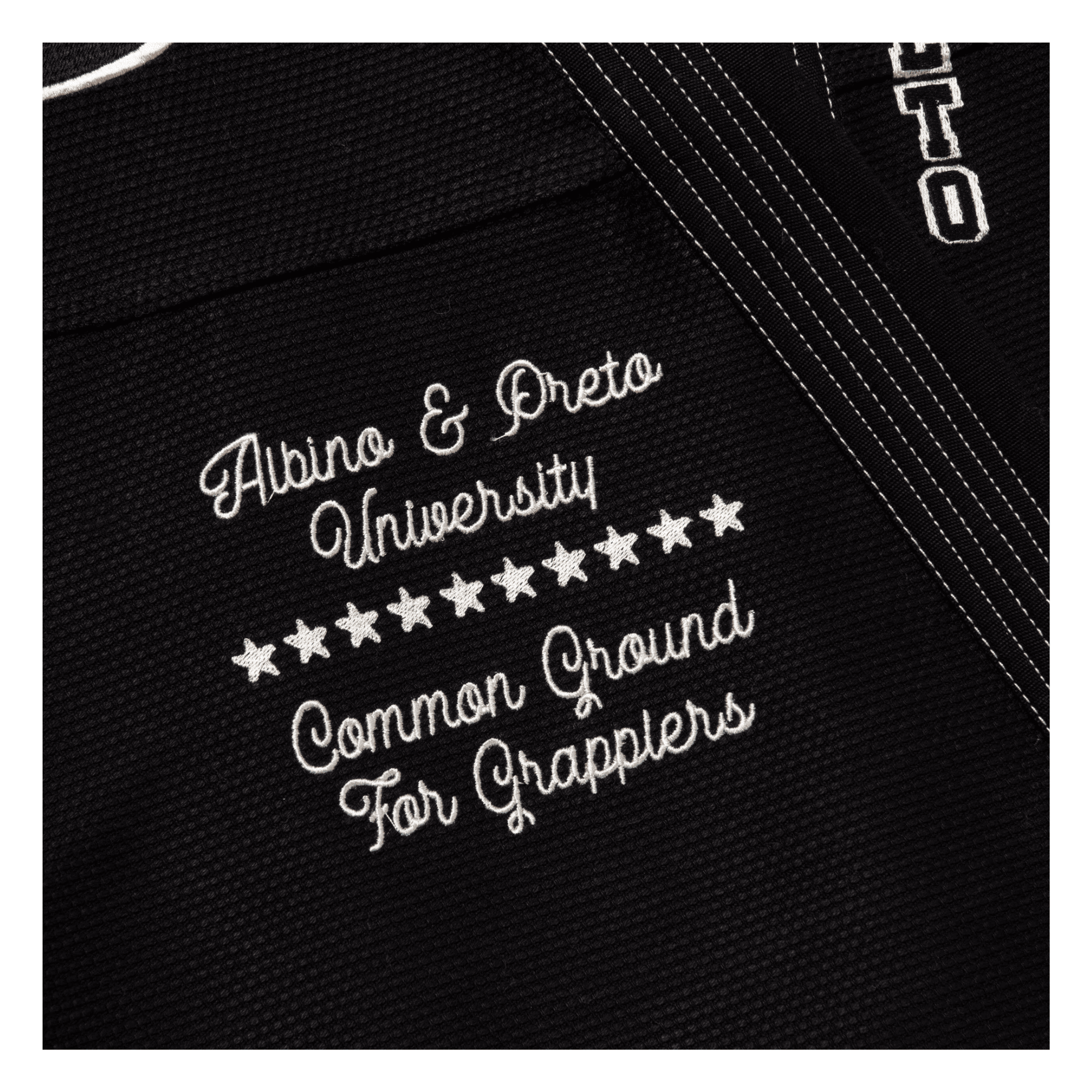 BJJ Gi Albino & Preto Batch 102 University Black Jiu Jitsu Kimono