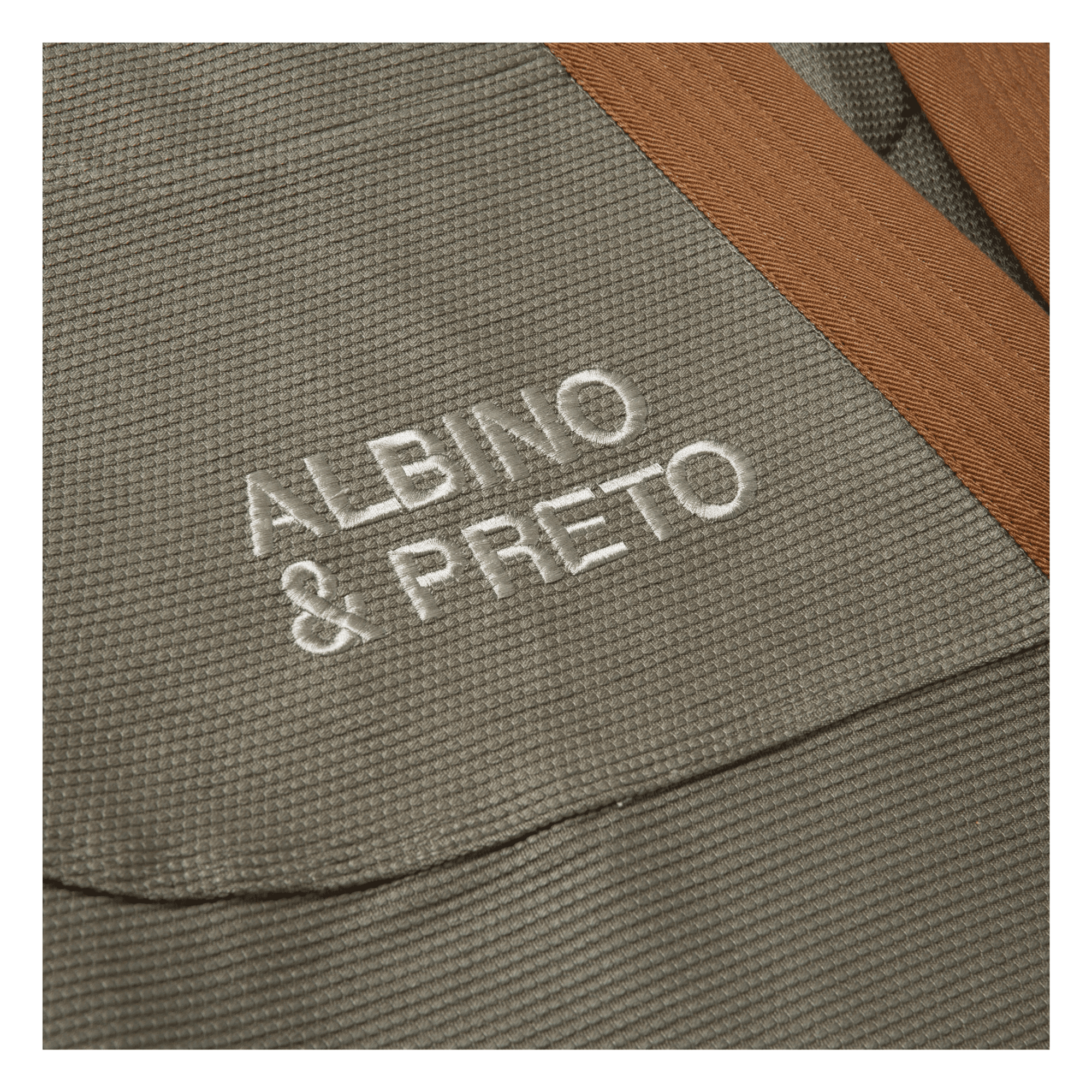 Albino & Preto Tranquility BJJ Gi Multi Color Pearl Weave Kimono 450 GSM